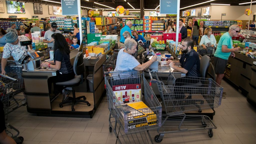 A nagy véghajrá! Avagy, melyik boltok lesznek nyitva karácsonykor?