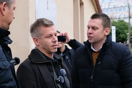 Hátvédből bohóc, Menczer a Fidesz legújabb baklövése